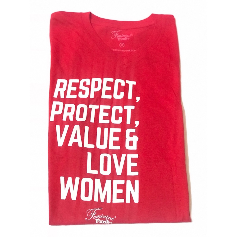 FEMININE FUNK LOVE WOMEN T-SHIRT